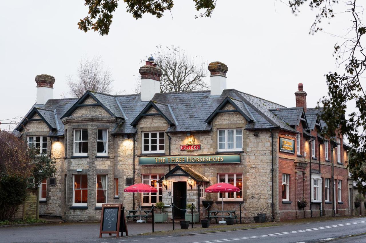 The Three Horseshoes East Worldham Alton  Exteriér fotografie