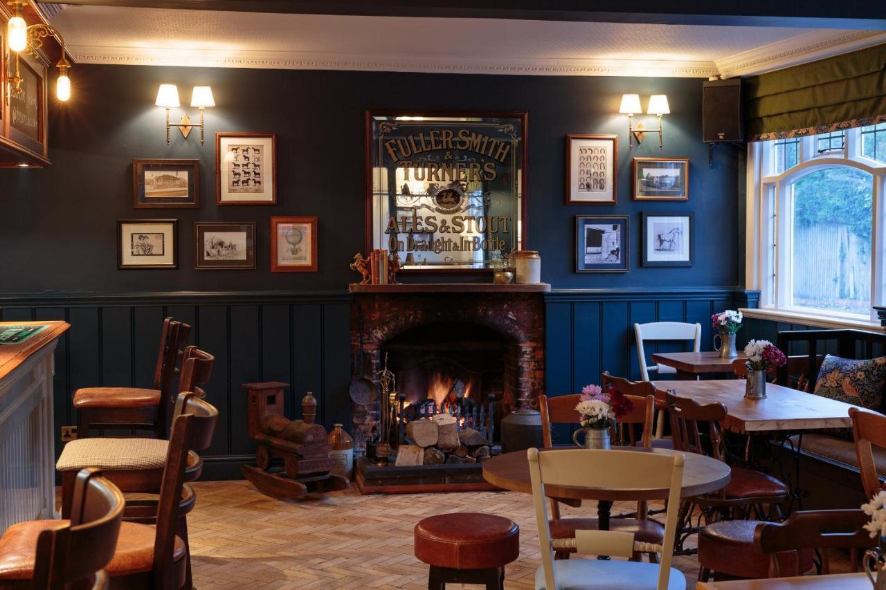 The Three Horseshoes East Worldham Alton  Exteriér fotografie