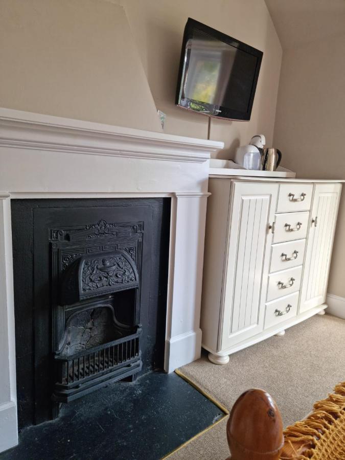 The Three Horseshoes East Worldham Alton  Exteriér fotografie